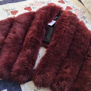 UMREN Luxurious Faux Fur Stole Shrug W Hidden Pockets Or Hand Warmers NWT